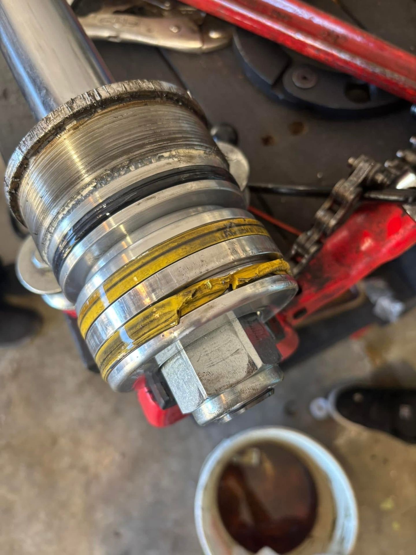 Hydraulic Cylinder Repair 